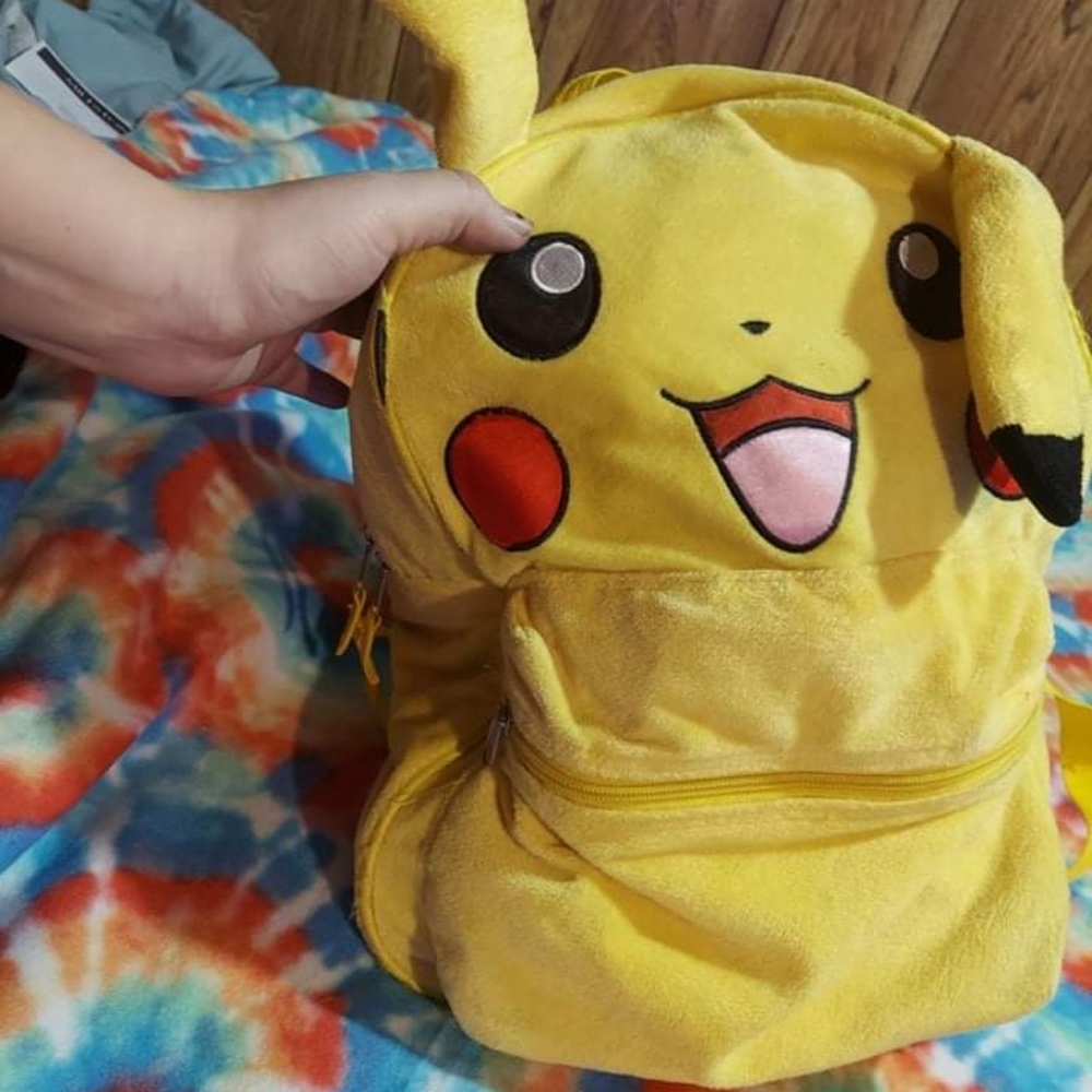 Picachu bookbag very soft good condition everything works